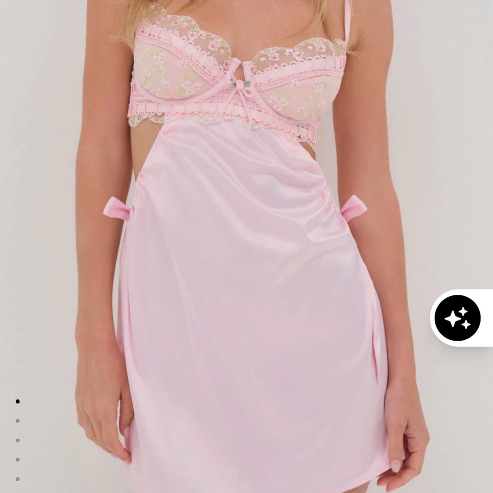 Chic Pink Satin Dress